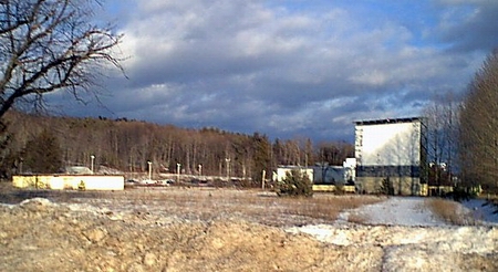 Tri-City Drive-In Theatre - Lot - Photo From Cinema Tour